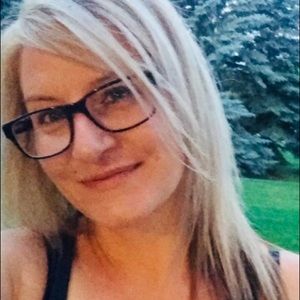 Meet your Posher, Cyndi